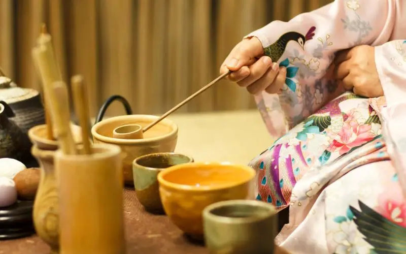Japanese Tea Ceremony Learning Experience